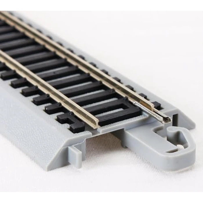 Bachmann Trains - Snap-Fit E-Z TRACK REMOTE TURNOUT - RIGHT (1/card) - NICKEL SILVER Rail With Gray Roadbed - HO Scale by Bachmann - Image 2