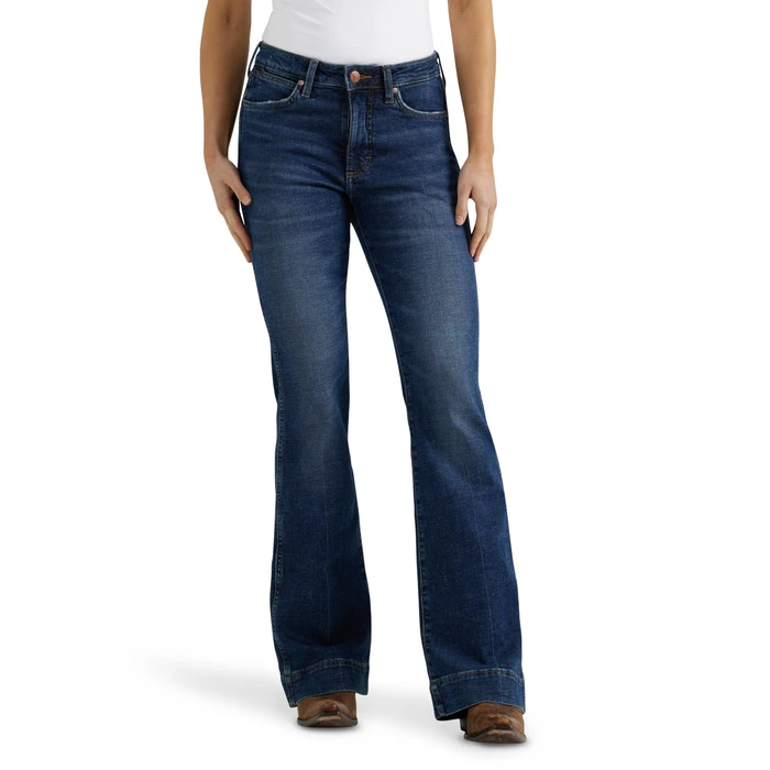 Wrangler Women's Retro High Rise Trouser Jean, Sara, 30W x 36L by Wrangler - Image 1