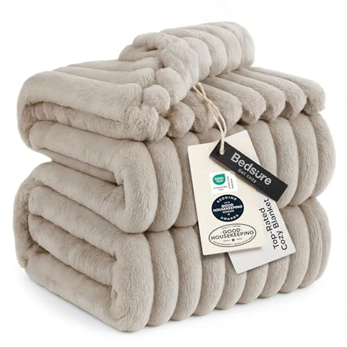 Bedsure GentleSoft Large Fleece Blanket for Bed - Cozy Soft Throw Blankets for Women, Cute Large Throws for Girls, Beige, 120x120 Inches by Bedsure - Used - Like New condition - US$49.39