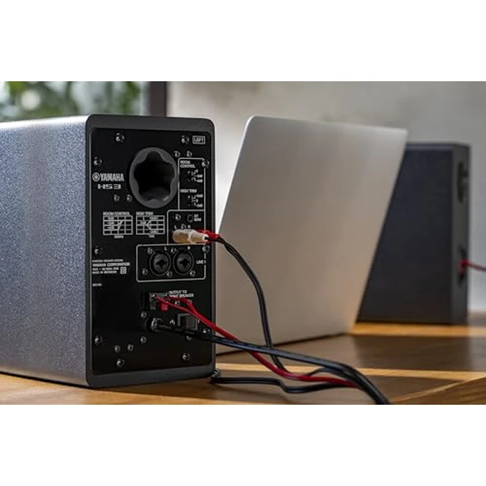 Yamaha HS3 Studio Monitors, White by Yamaha - Image 6
