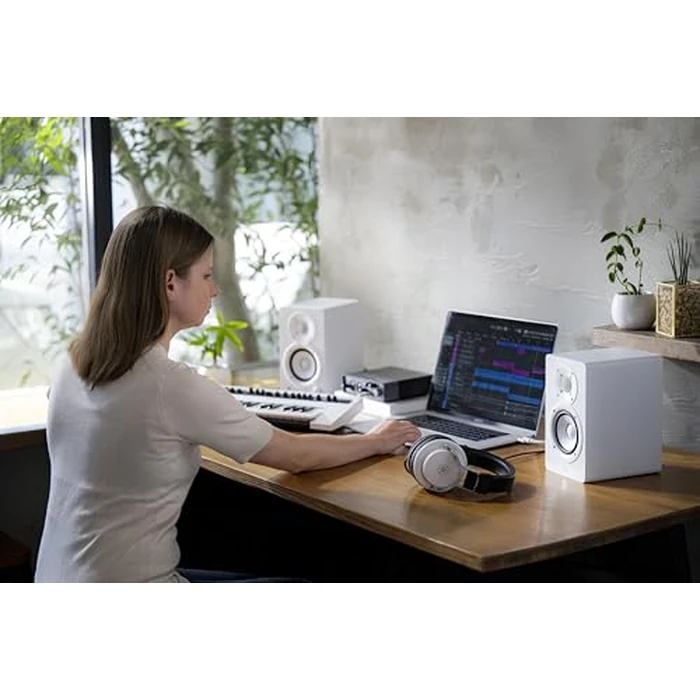 Yamaha HS3 Studio Monitors, White by Yamaha - Image 7