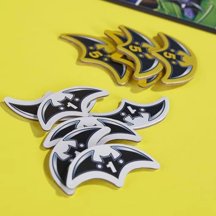 Monopoly Batman Edition Board Game | Monopoly Game for Batman Fans | Ages 8 and Up | 2 to 4 Players | Family Games | Strategy Games for Kids and Adults (Amazon Exclusive) by Hasbro Gaming - Image 7