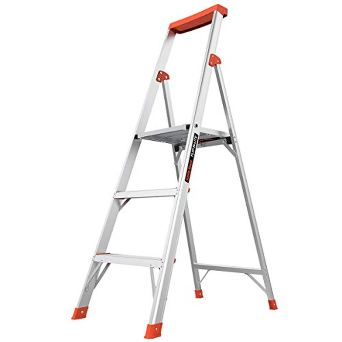 Little Giant Ladder Systems Flip-N-Lite, 5-Foot, Stepladder, Aluminum, Type 1A, 300 lbs Rated (15273-001) by Little Giant - Used - Like New condition - US$192.20