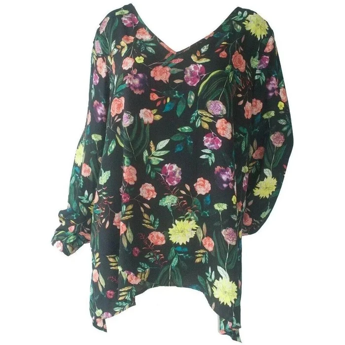 Chelsea & Theodore Women's Crossover Woven Top XXL - Black Multi Painterly Floral by Chelsea & Theodore - Refurbished - Brand New condition - US$10.99