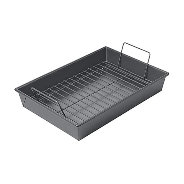 Chicago Metallic 16947 13 by 9 by 2-1/4-Inch Non-Stick Roast 'N Broil Pan with Non-Stick Rack by Chicago Metallic - Used - Good condition - CA$13.77