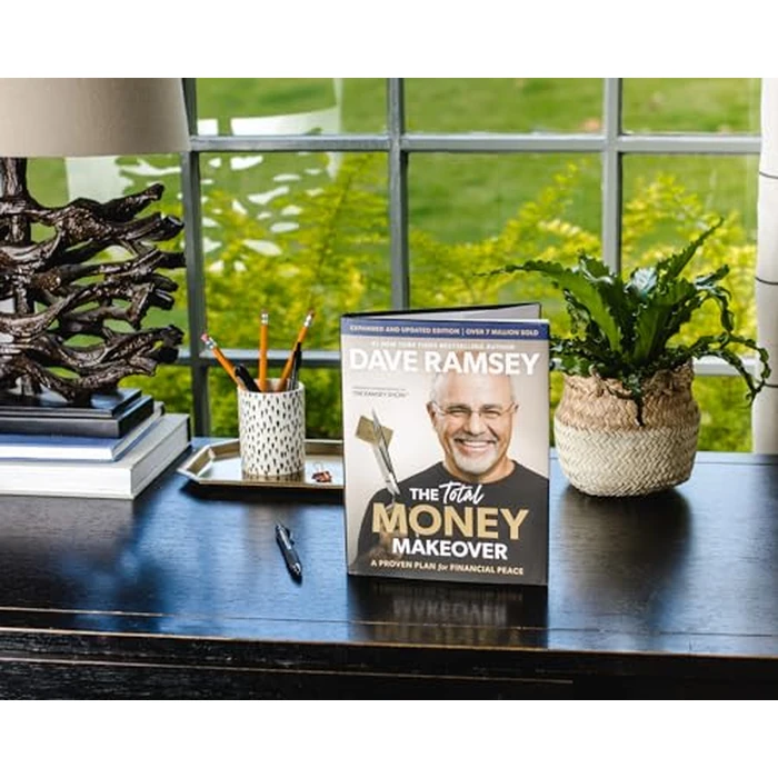 The Total Money Makeover Updated and Expanded: A Proven Plan for Financial Peace by Thomas Nelson - Used - Acceptable condition - US$8.62