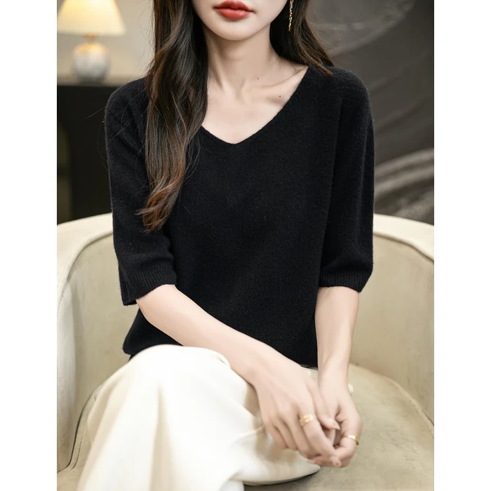 Chanyarn Women's V-Neck 100% Merino Wool Spring Fall Winter First-Line Ready to Wear Seamless Soft Warm Knit Shirt Pullover Short Sleeve Sweater (Black,S) by Chanyarn - Image 2