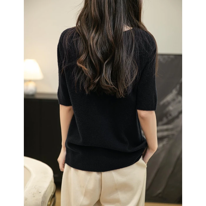 Chanyarn Women's V-Neck 100% Merino Wool Spring Fall Winter First-Line Ready to Wear Seamless Soft Warm Knit Shirt Pullover Short Sleeve Sweater (Black,S) by Chanyarn - Image 6