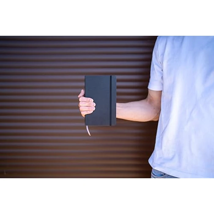 Moleskine Classic 18 Month 2025-2026 Weekly Planner, Soft Cover, Large (5" x 8.25"), Myrtle Green, 208 pages by Moleskine - Image 4