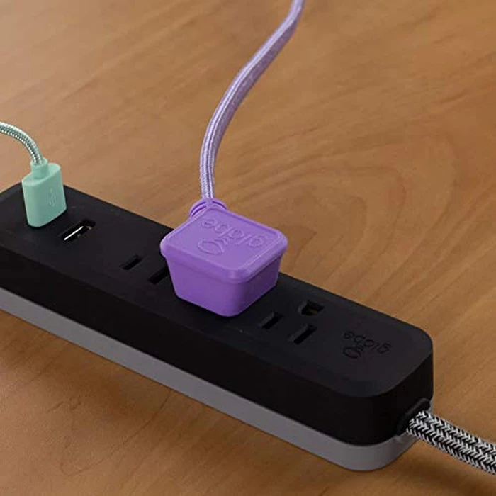 Globe Electric 78249 6ft 3-Outlet USB Surge Protector Power Strip, 2X USB Ports, 2.4 Amps Combined, Black Finish, Right Angle Plug, Compatible with All Charging Devices, Electronic Accessories by Globe Electric - Image 3