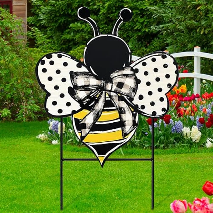 Weysat Summer Yard Sign Polka Dot Bee Metal Decoration Outdoor 13.7 Inch Summer Decoration for Home Outdoor Honey Bee Welcome Porch Decor with Stakes Waterproof for Garden Patio Lawn Party Walkway by Weysat - Used - Very Good condition - US$18.23