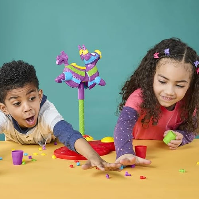 Pop! Pop! Pinata Game | Replayable Pinata Game with 30+ Prizes | Ages 4 and Up | 2 to 4 Players | 10 Mins. | Fun Board Games for Kids and Preschoolers (Amazon Exclusive) by Hasbro Gaming - Image 5