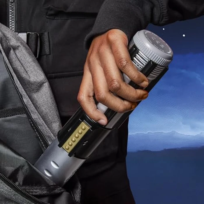 STAR WARS Darth Vader Electronic Red Lightsaber Toy, Light-Up Saber for Kids Ages 4, Costume & Roleplay Accessory for Boys & Girls by STAR WARS - Image 7