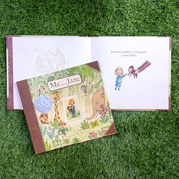 Me . . . Jane (Caldecott Honor Award Winner) by LITTLE, BROWN YOUNG READERS US - Image 4