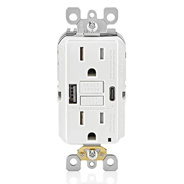 Leviton GFCI USB Type A-C Combination Receptacle, 15 Amp, Tamper-Resistant, Smartlock Pro Self-Test, GUAC1-00W, White by Leviton - Used - Like New condition - CA$45.17
