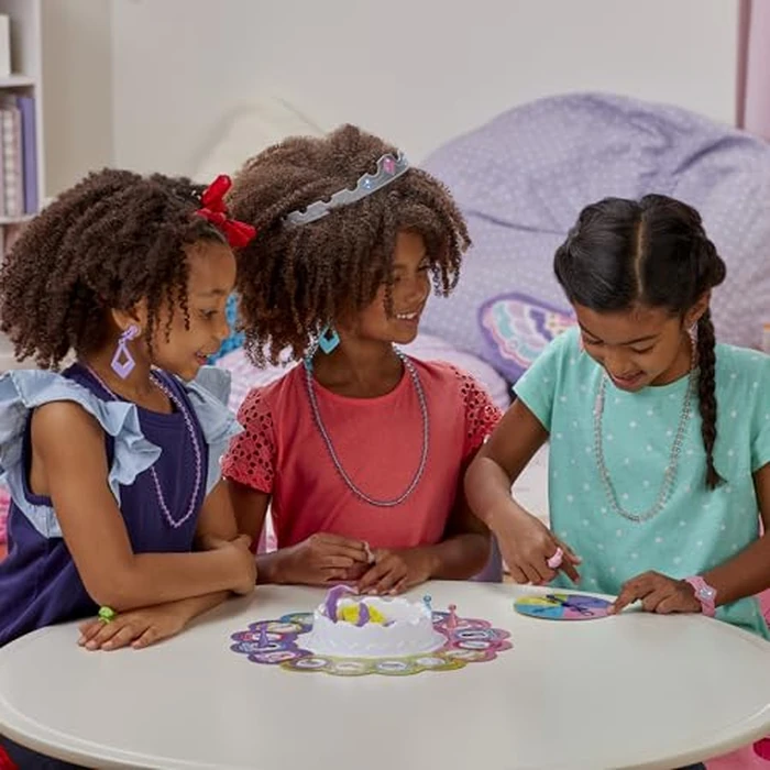 Pretty Pretty Princess Board Game, Classic Jewelry Dress-Up Games for Kids, Family Games for 2-4 Players, Kids Board Games, Ages 5 and Up by Hasbro - Image 3