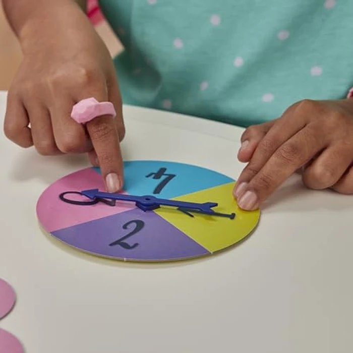 Pretty Pretty Princess Board Game, Classic Jewelry Dress-Up Games for Kids, Family Games for 2-4 Players, Kids Board Games, Ages 5 and Up by Hasbro - Image 4