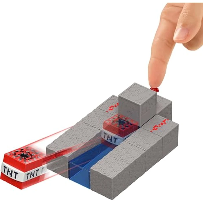 Mattel Minecraft Toys, Skeleton Action Figure with Accessory & Redstone Building Piece, 3.25-inch Scale Collectible Set Inspired by Video Game by Mattel - Image 2