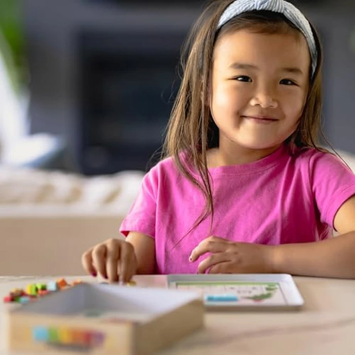 Chuckle & Roar Magnetic Puzzle Kit - Magnet by Number Edition, Mess-Free Color Matching Activity with 30 Challenges, Travel-Friendly Learning Toy for Kids Ages 4+ by Chuckle & Roar - Image 6