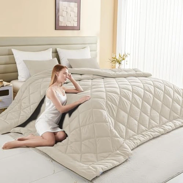 128x120 Oversized King Comforter, Extra Large King Size Comforter Oversized, All Season Soft Lightweight Quilt Down Alternative Duvet Insert with 8 Corner Tabs by MIOTO - Used - Very Good condition