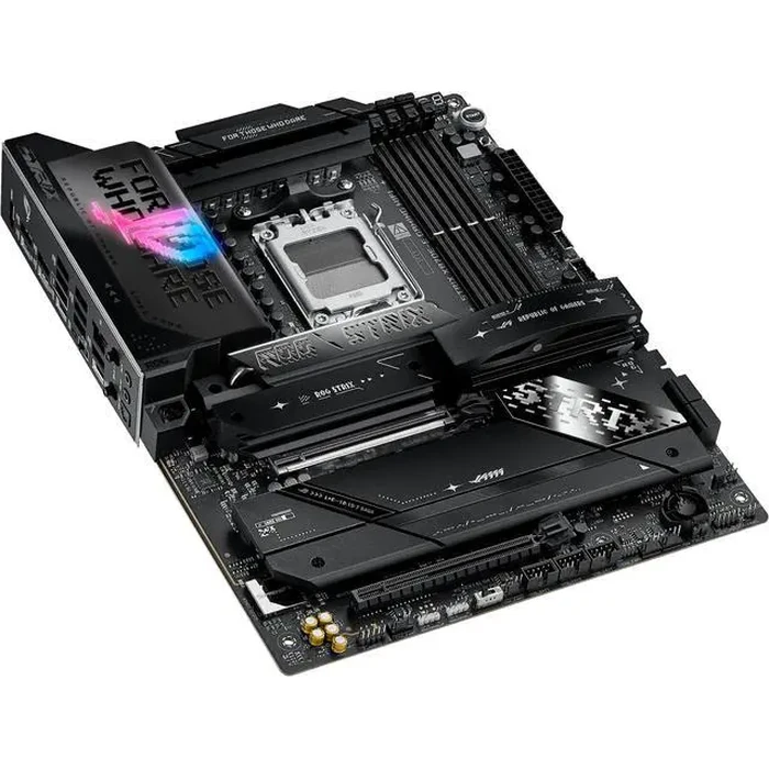 ASUS ROG STRIX X870E-E GAMING WIFI by ASUS - Image 9