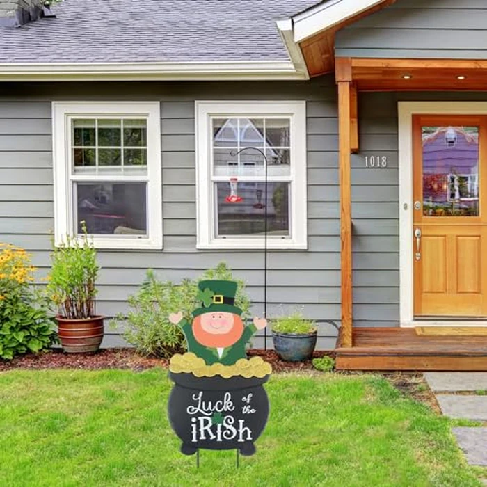 hogardeck St Patricks Day Decorations Outdoor, Leprechaun Pot of Gold Decorative Garden Stakes for St Patricks Day Decor, Luck of the Irish Yard Sign Saint Patricks Day Decorations for Home Porch Lawn by hogardeck - Image 3
