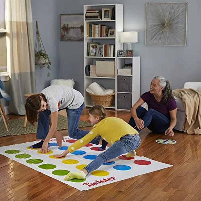 Hasbro Twister Game, Party Game, Classic Board Game for 2 or More Players, Indoor and Outdoor Game for Kids 6 and Up, English and French Bilingual Version by Hasbro - Image 6