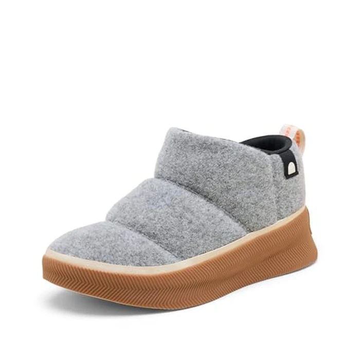 Sorel Women's Out N About IV Mini Puffy Insulated Slip-On Boots, Chrome Grey/Gum 2, 7 by Sorel - Used - Very Good condition