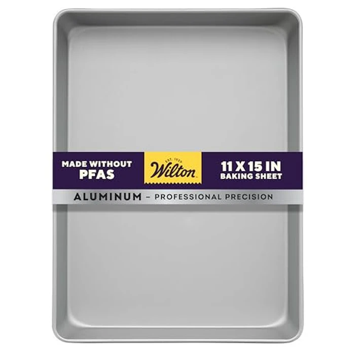 Wilton 11 x 15 Inch Aluminum Baking Sheet Pan, 2-Inch Deep Cake Pan, Even Heating, Rust-Resistant, Professional Quality, Packaging May Vary by Wilton - Used - Acceptable condition - US$15.80