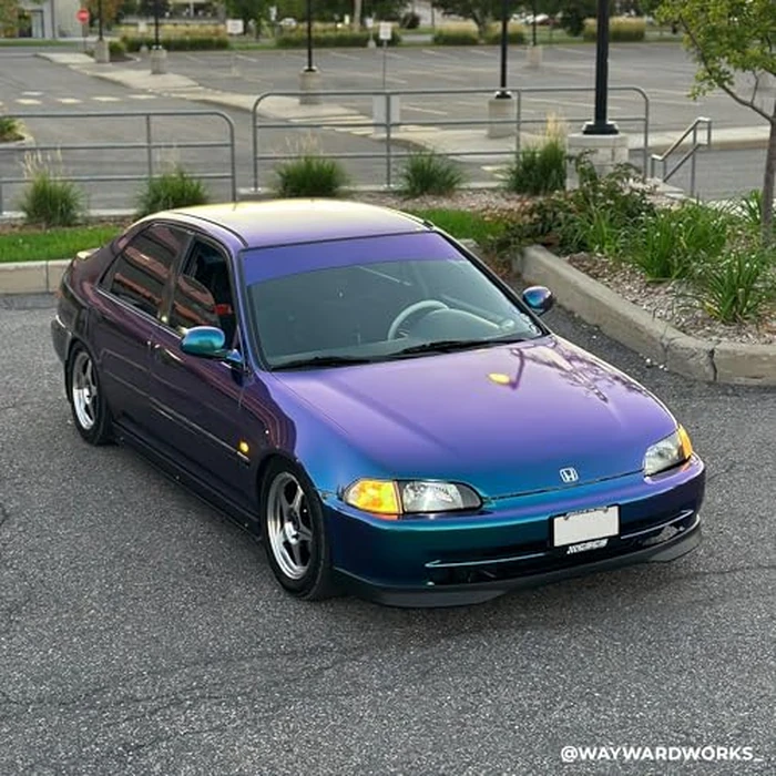 VViViD+ Gloss Metallic Chameleon Blue to Purple Color-Shift (1ft x 5ft) with Air Release by VViViD - Image 3