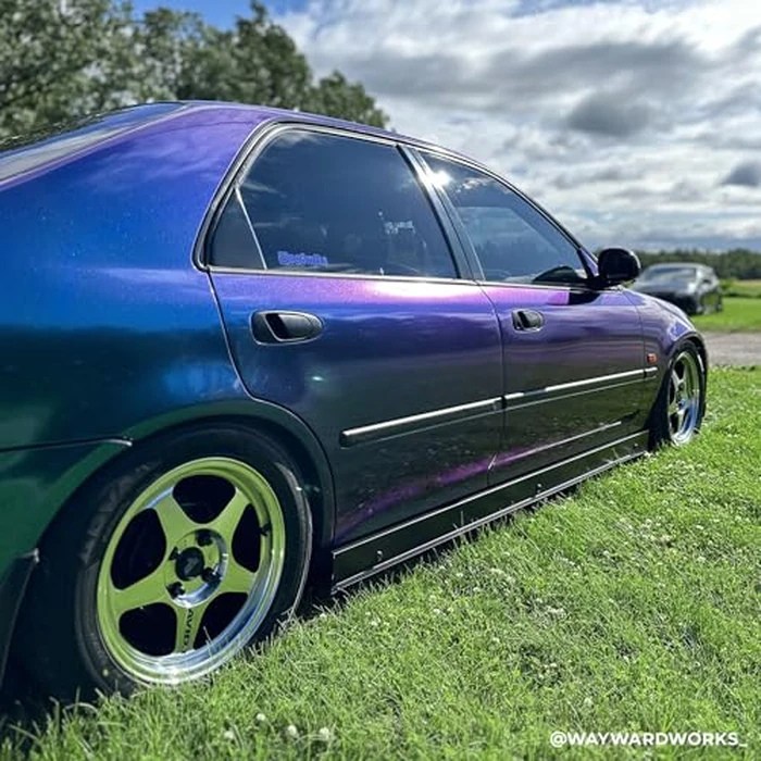 VViViD+ Gloss Metallic Chameleon Blue to Purple Color-Shift (1ft x 5ft) with Air Release by VViViD - Image 4