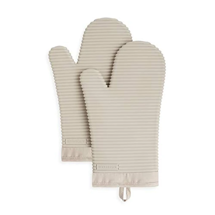KITCHENAID Ribbed Soft Silicone Oven Mitt 2-Pack Set, 7.5"x13", Milkshake by KitchenAid - Used - Very Good condition