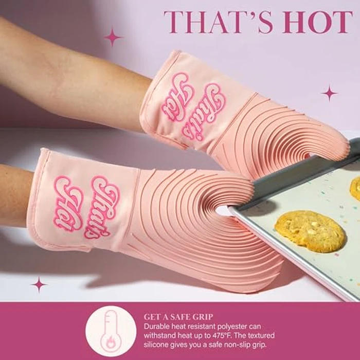 Paris Hilton Oven Mitt Set with Iconic That's HOT Design, Heat Resistant Pot Holders Featuring Non-Slip Textured Silicone Grips, 2-Piece Set, Pink by Paris Hilton - Image 3