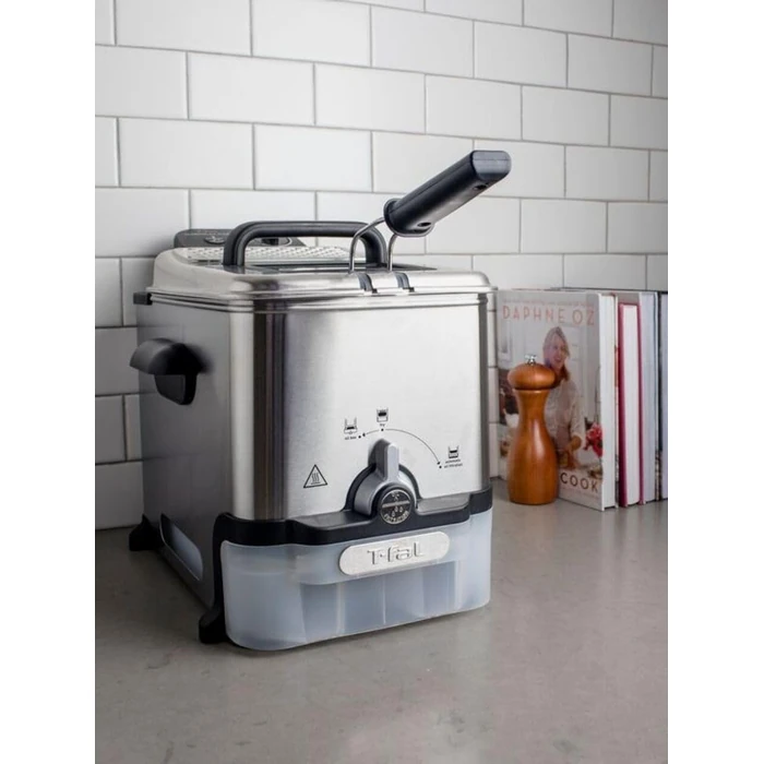 T-fal Compact EZ Clean Stainless Steel Deep Fryer with Basket for Home Use, 1.8 Liter Oil and 1.7 Pound Food Capacity, 1200 Watts, Easy Clean Temp Control, Oil Filtration, 1.8 L by T-Fal - Image 9