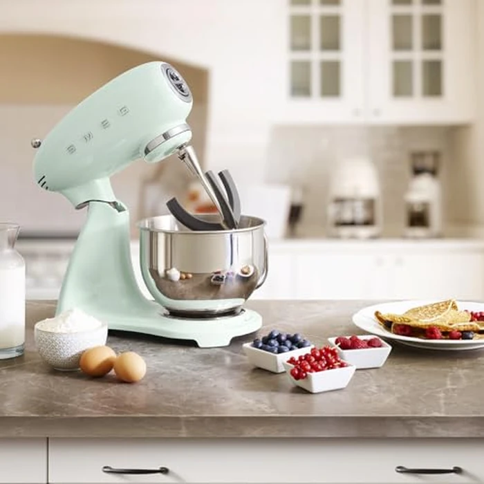 Smeg 50's Retro Stand Mixer, SMF03PGUS, Pastel Green by Smeg - Image 2