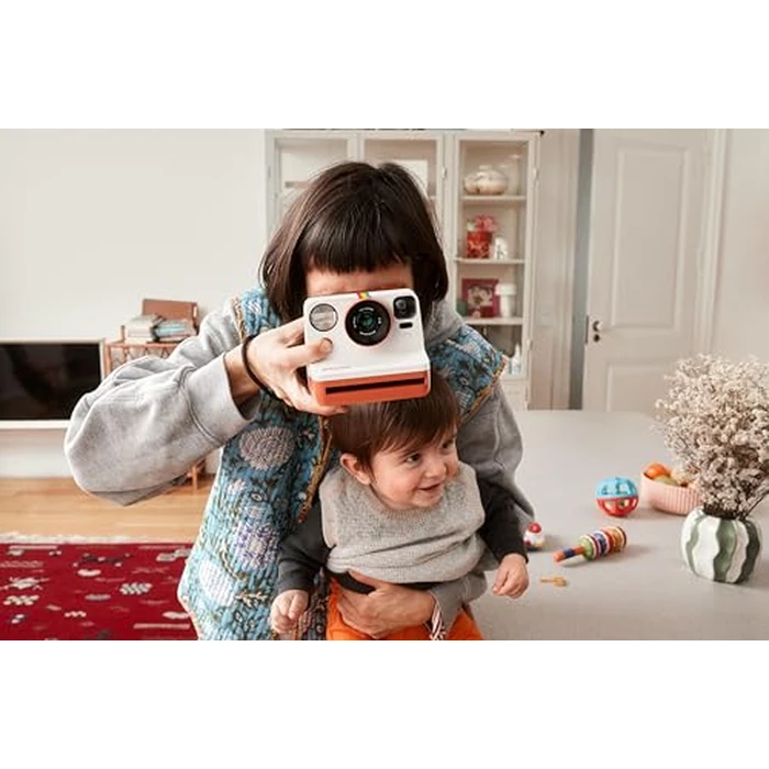 Polaroid Now 3rd Generation I-Type Instant Film Camera - Black - Camera Only No Film (9154) by Polaroid - Image 6