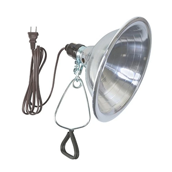 Woods Clamp Lamp Light with Aluminum Reflector; 150W; UL Listed; 6- Foot Cord by Woods - Used - Good condition - US$12.35