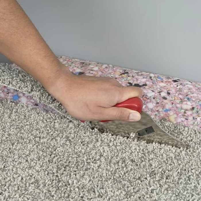 Roberts 10-146-3 Cushion Back Carpet Cutter with 15 Heavy Duty Slotted Blades by ROBERTS - Image 2