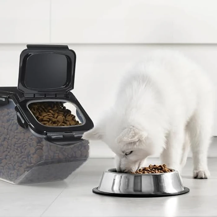 Starfrit LocknLock Pet Food Container - 169oz/5L - Airtight - 4-Sided Locking Flip Top Lid by Starfrit - Image 6