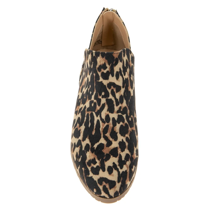 Kenneth Cole REACTION Women's Side Way Ankle Boot, Leopard, 9 by Kenneth Cole REACTION - Image 2