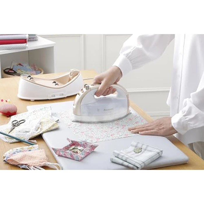 Panasonic NI‑QL2000N Cordless Advanced Ceramic Quilting Iron- 1700W Freestyle 360 degrees Steam & Dry Iron for Quilting, Crafts & Clothes- 160mL Tank, Anti‑Calc, Carry Case by Panasonic - Image 4
