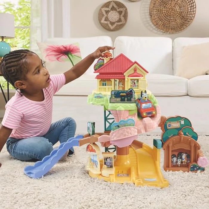 VTech Bluey Road Trip Playset (French Version) by VTech - Image 9