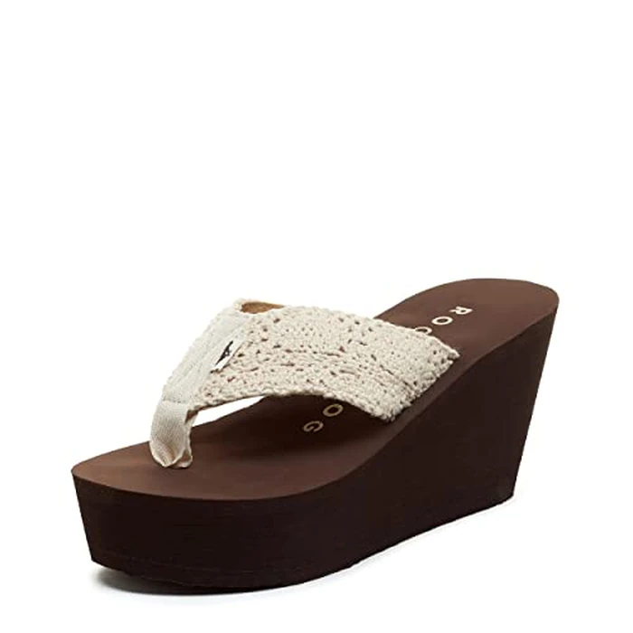 Rocket Dog Women's Diver Webbing Wedge Flip-Flop, Crochet Natural, 7 by Rocket Dog - Used - Very Good condition - CA$23.09