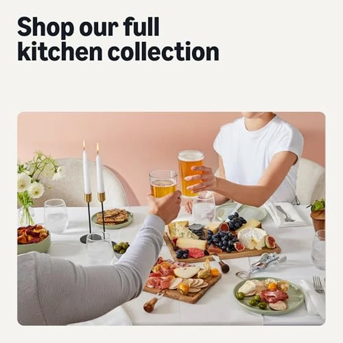 Amazon Basics Wooden Chopping Boards, 3-Piece Set, Acacia Wood, Pre-Oiled with Juice Groove by Amazon Basics - Image 6