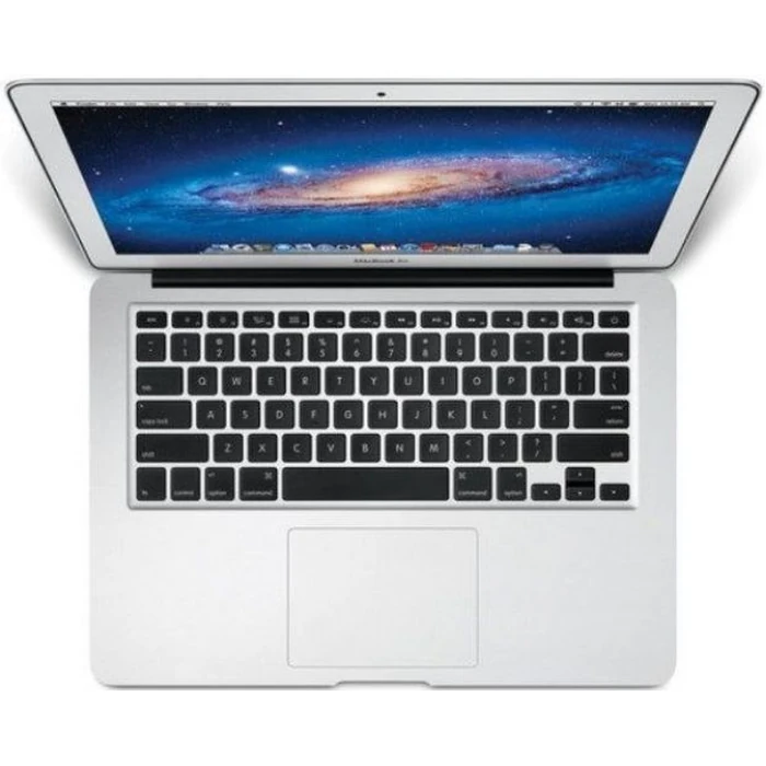 MacBook Air (2011) 13.3-inch - Intel Core i5 1.7GHz - 4GB RAM - SSD 128GB by Apple - Image 2