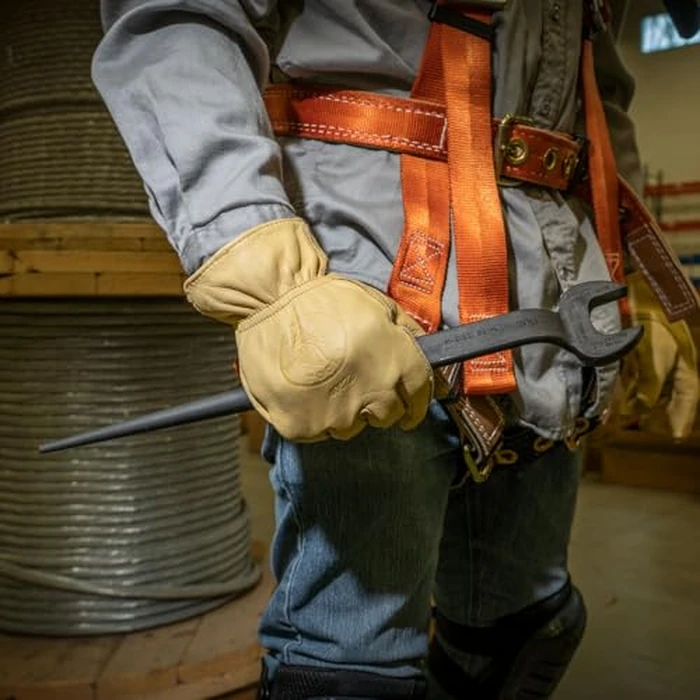 Klein Tools 3214 Spud Wrench, Made in USA, 1-5/8-Inch Nominal Opening, 1-Inch Bolt for U.S. Heavy Nut by KLEIN TOOLS - Image 5