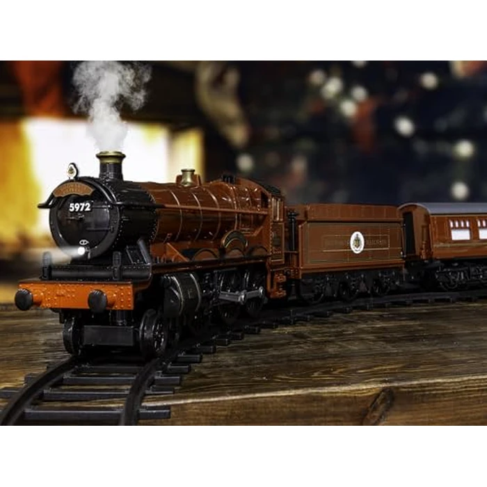 Lionel Hogwarts Express Ready-to-Play Train Set w/Bluetooth by Lionel - Image 3