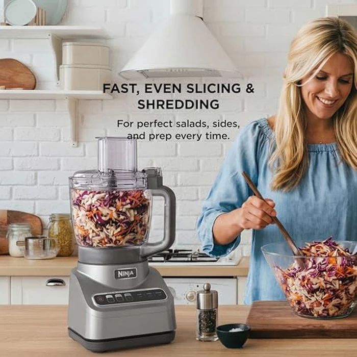 Ninja Professional Plus Food Processor 850-Watts With Auto-iQ Preset Programs Chop Puree Dough Slice Shred With a 9-Cup Capacity and a Silver Stainless Finish (BN600C) - Canadian Version by Ninja - Image 5