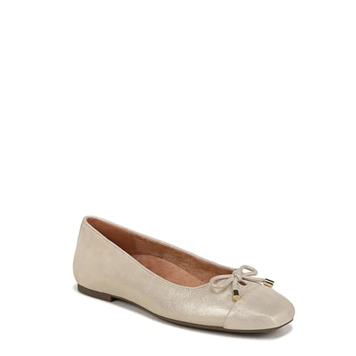 Vionic Women's Klara Ballet Flat, Gold Metallic Leather, 9.5 by Vionic - Used - Very Good condition - CA$83.25