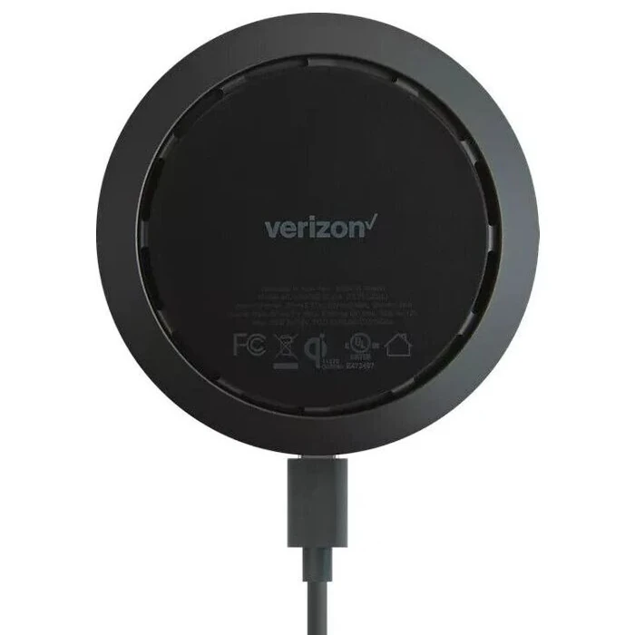 Verizon 15W Qi Wireless Charging Pad - Black by Verizon - Image 2